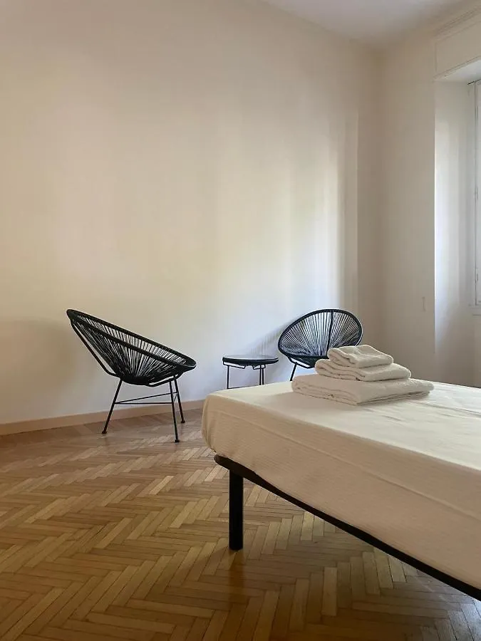 Big Apartment Outside Ztl Zone Florence Italy